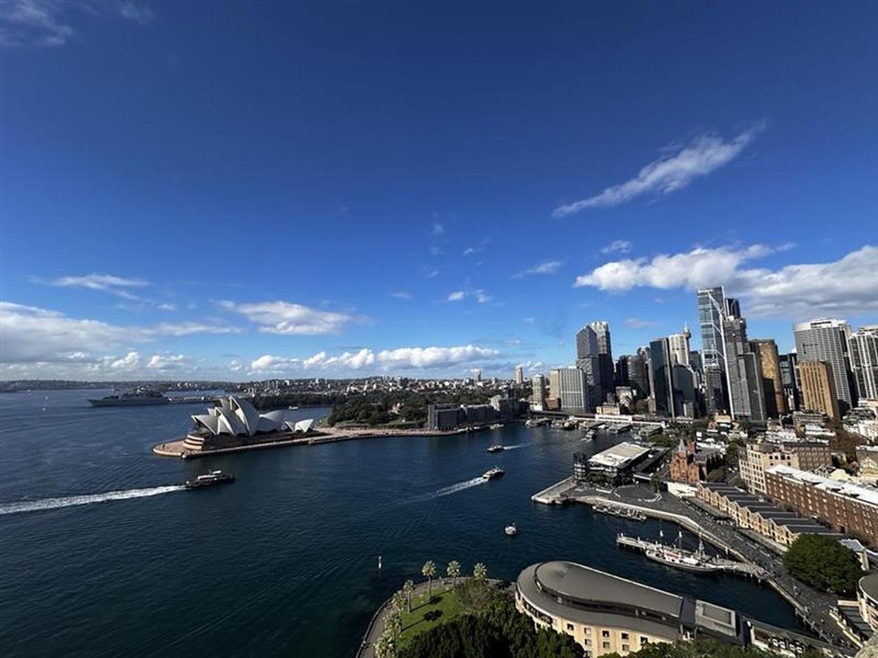 オーストラリア】ちょっとよそ見するシドニーの街歩きへご案内 ── 石畳、港町、ビーチ。まっすぐじゃない旅が、いちばん記憶に残る。 - クラブログ  ～スタッフブログ～｜クラブツーリズム