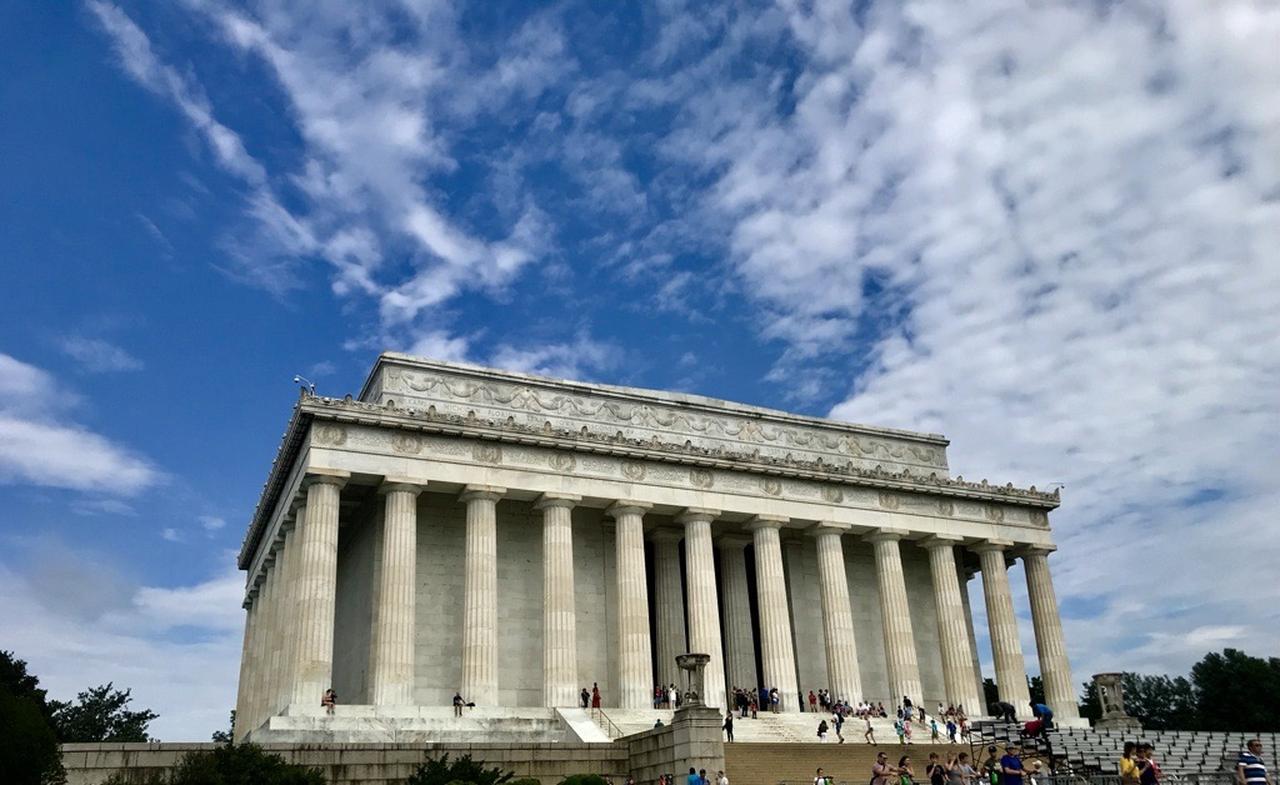 画像: リンカーン記念堂（弊社スタッフ撮影）