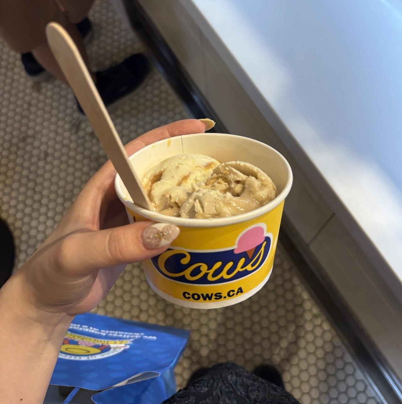 画像: COWSのアイスクリーム（弊社スタッフ撮影）