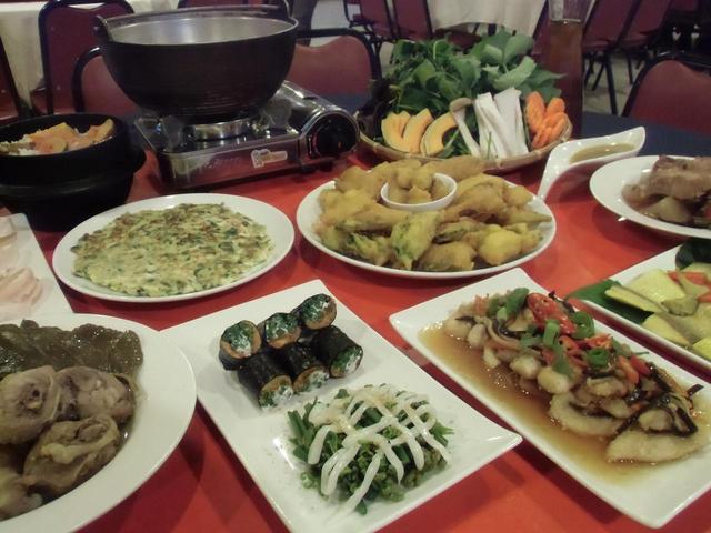 画像: 家庭料理の夕食(6名様分のイメージ)