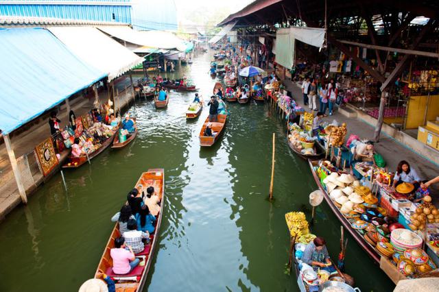 画像2: ダムナンサドゥアク水上マーケット(写真提供:タイ国政府観光庁)