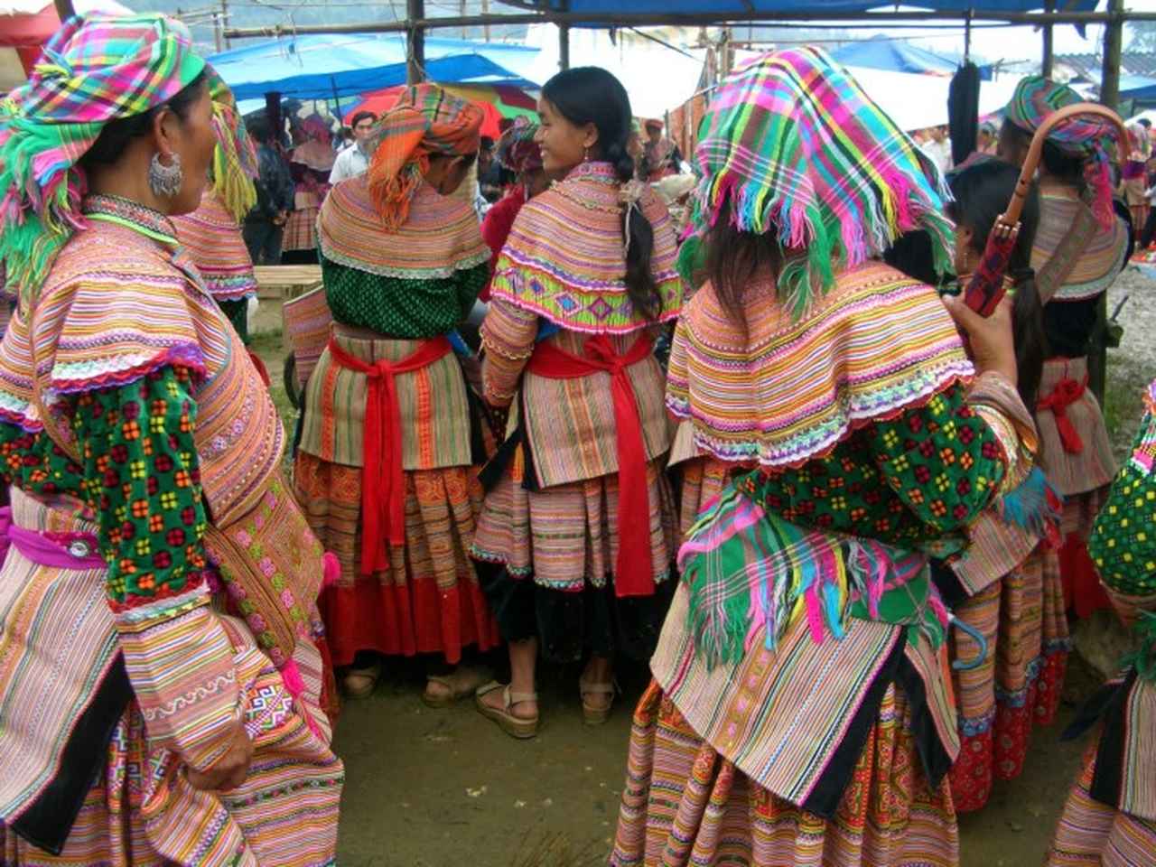 画像: 『機内泊なし/往復直行便利用（羽田～ハノイ間）/ベトナム北部の原風景サパに暮らす人懐こい少数民族に出会う旅　6日間』｜クラブツーリズム