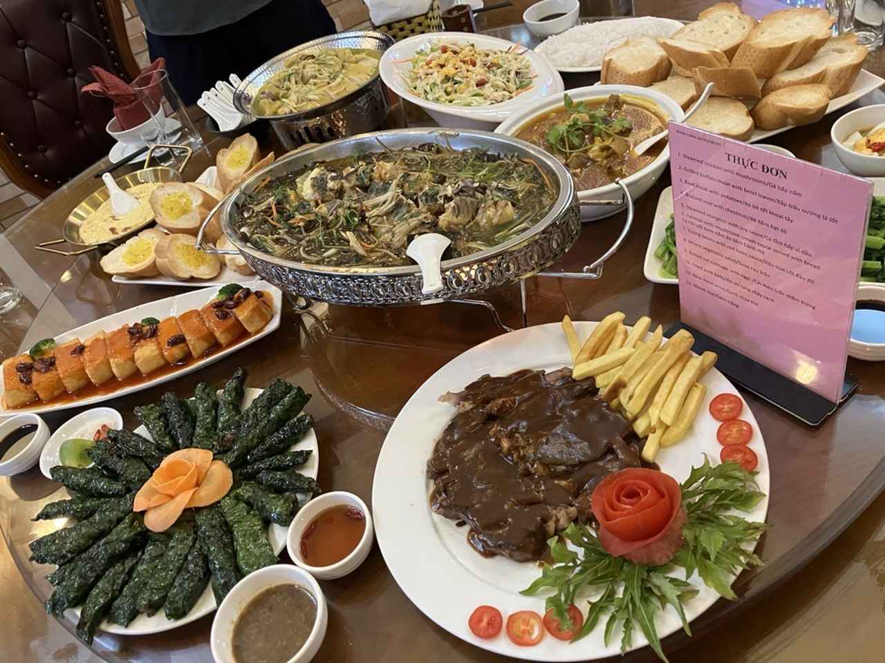 画像2: お食事一例（４～５人前/スタッフ撮影/イメージ）