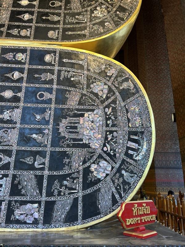 画像2: ワット・ポー（足元）／添乗員撮影