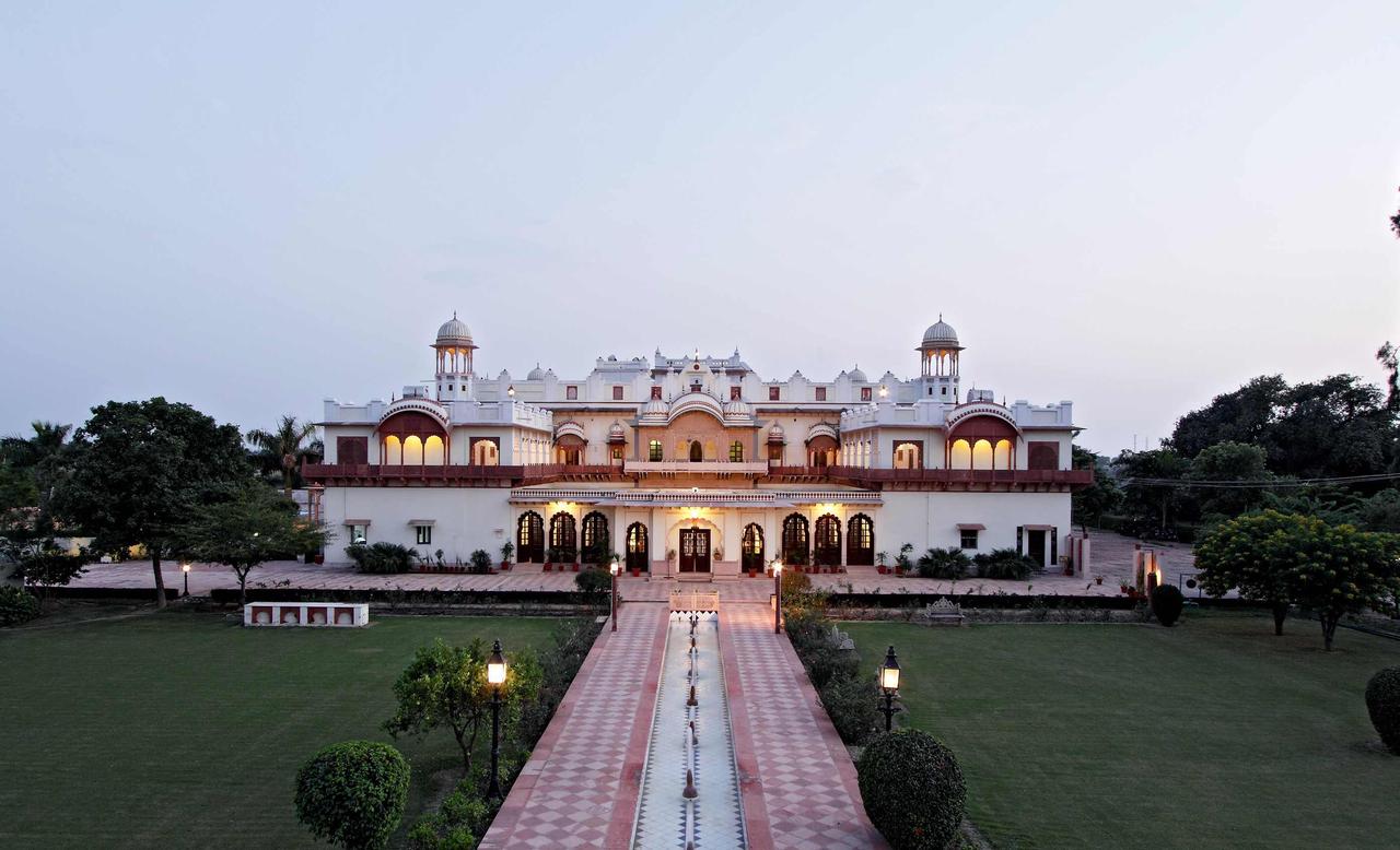 画像: 『バス1台19名様限定/バス1人2席/日本航空往復直行便(羽田~デリー間)利用/世界遺産をめぐる インドハイライト5日間』|クラブツーリズム