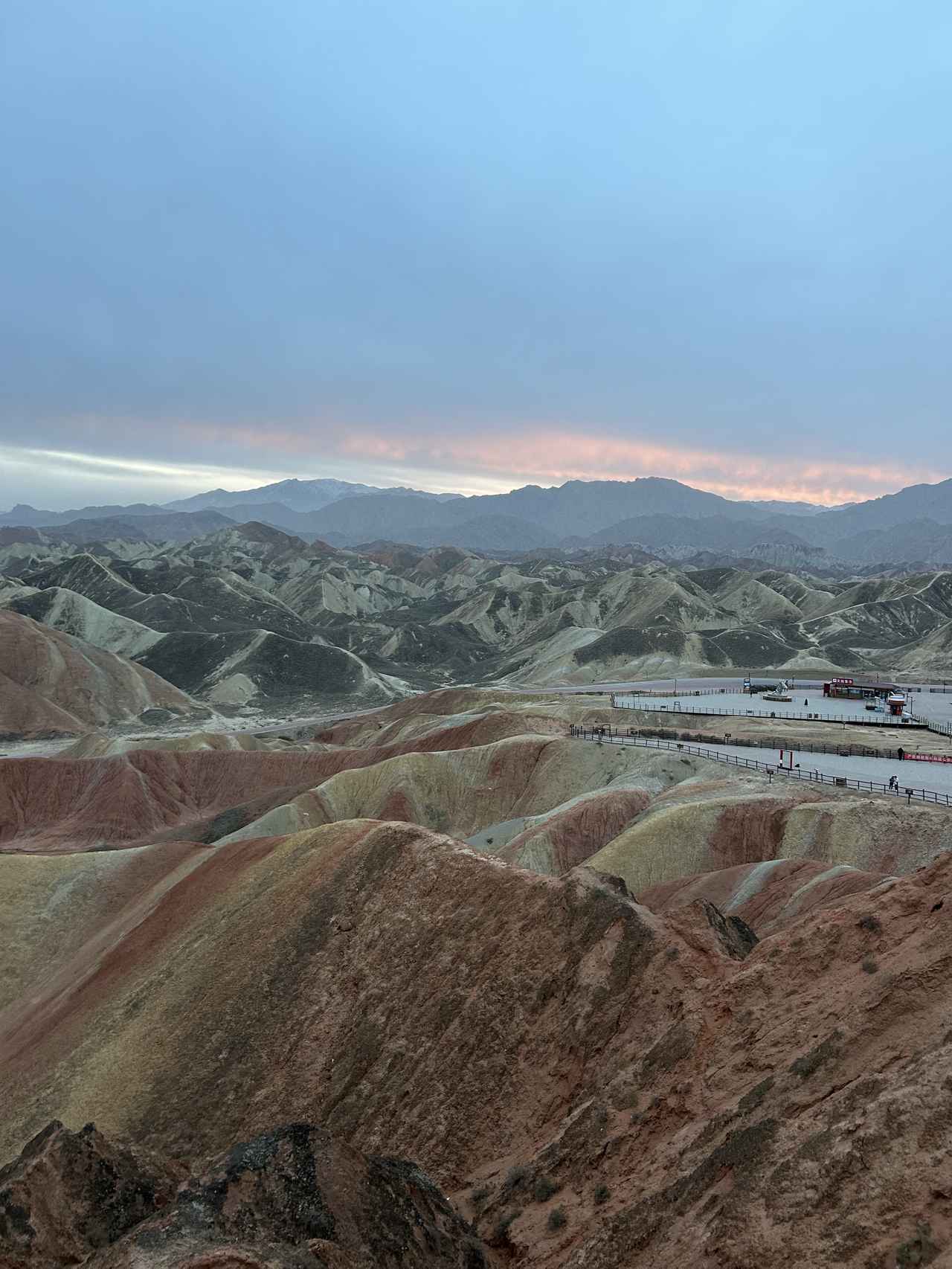 画像: 七彩丹霞地質公園/添乗員撮影
