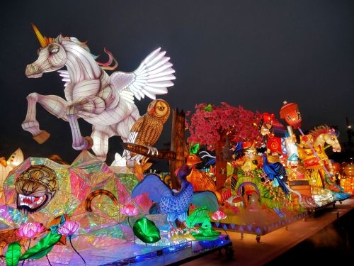 画像: 『現地日本語ガイドがご案内／チャイナエアライン利用／天燈上げイベントと苗栗ランタンフェスティバル　春の台北３日間』｜クラブツーリズム