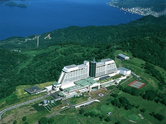 画像: ザ・ウィンザーホテル洞爺と洞爺湖(イメージ)