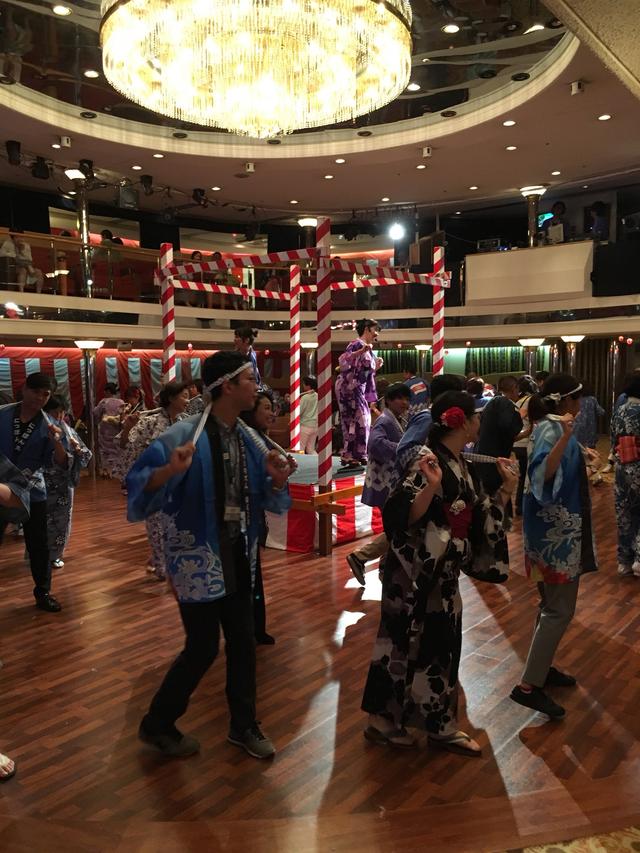 画像: 盆踊り/丸山撮影