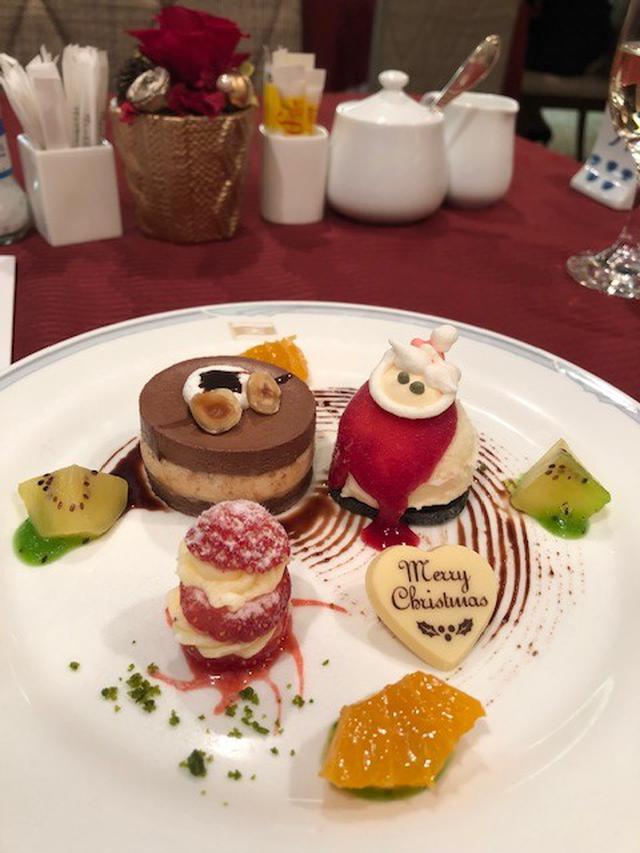画像: にっぽん丸 クリスマスディナー(一例)/弊社スタッフ撮影