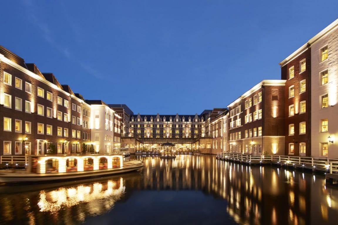 画像: 『煌めくイルミネーションと花咲くハウステンボス 憧れの「ホテルヨーロッパ」と飛鳥Ⅱチャータークルーズ ５日間』2026年3月22日(日) 出発･催行決定｜クラブツーリズム