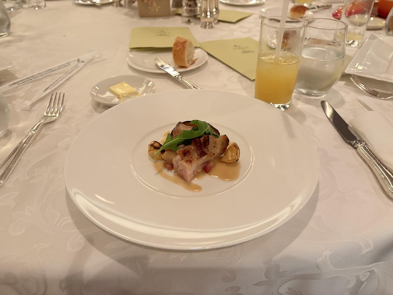 画像: 大山鶏のソテー　栗としめじとパンチェッタ