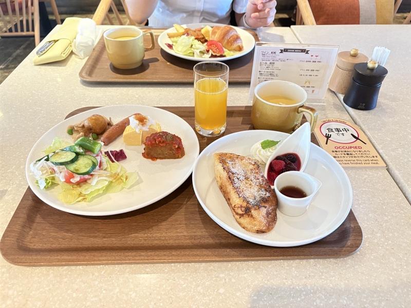 画像: ビュッフェ(著者撮影)