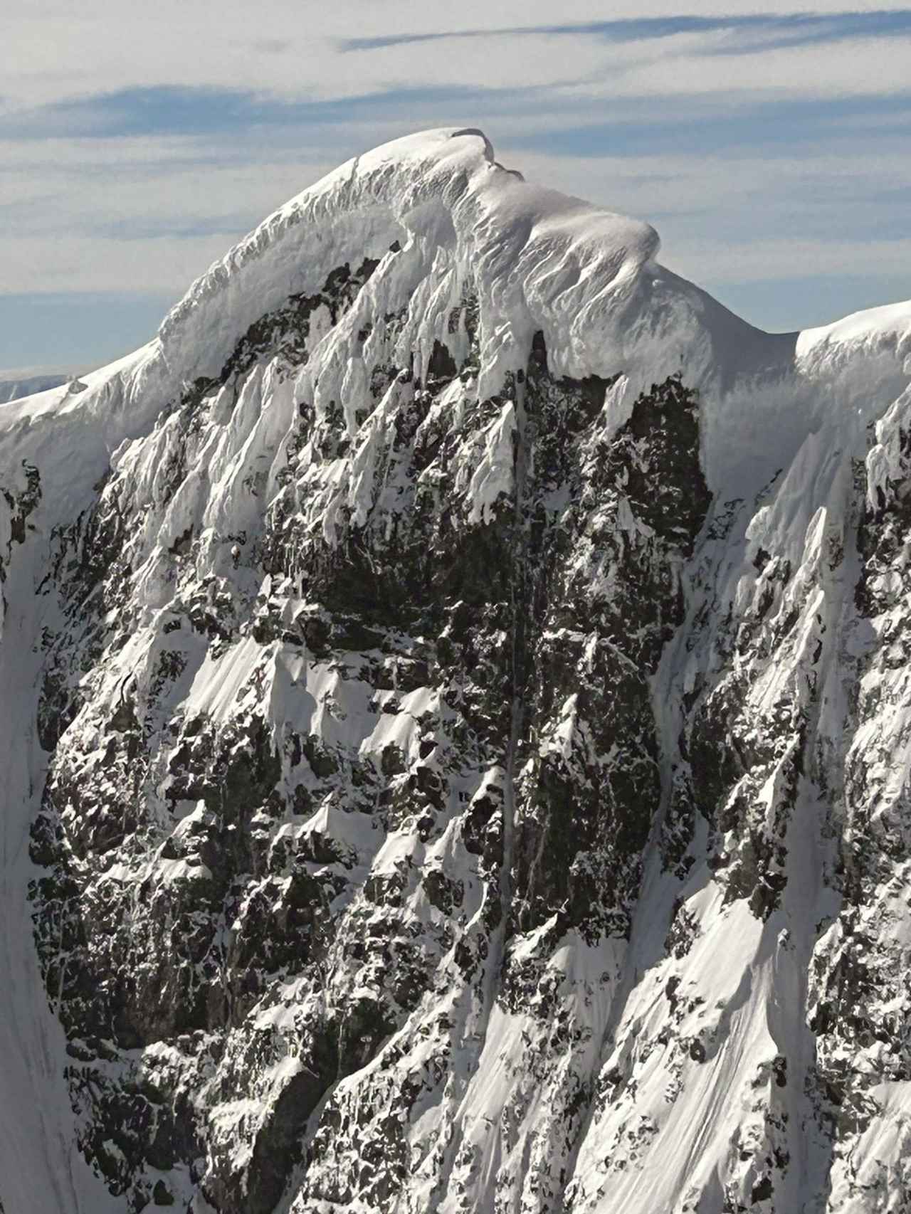画像2: ヘリコプターからの眺め（イメージ／添乗員撮影）