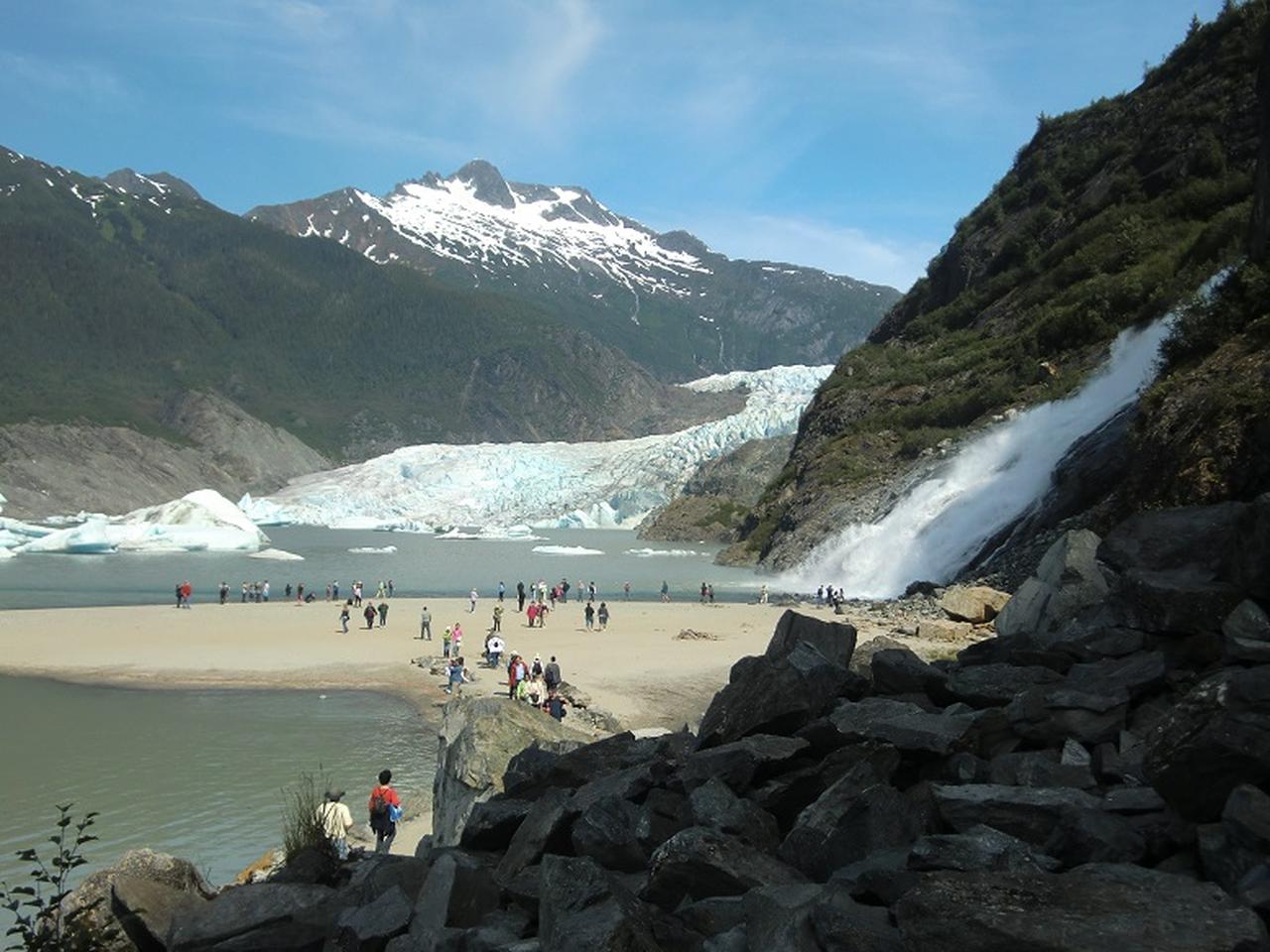 画像: メンデンホール氷河(添乗員撮影)