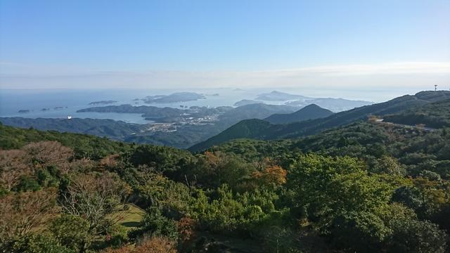 画像: 山頂展望台からの景色