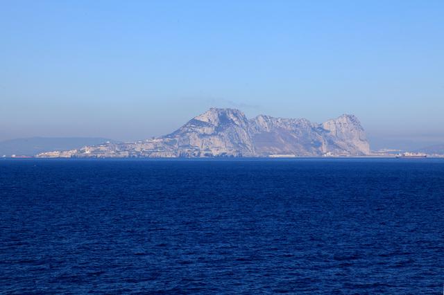 画像: ジブラルタル海峡(イメージ)※天候により、ヨーロッパ大陸はご覧いただけない場合がございます。