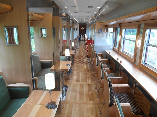 画像1: 日本を駆ける美しき『観光列車』と郷愁を誘う『ローカル線』の旅<ロイヤル・グランステージ>