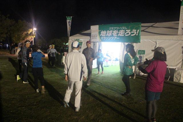 画像3: ゴールドコーストはオーストラリアのビーチリゾートとしてお馴染み。 毎年7月に開催されるマラソン大会は、 日本人の参加人数がホノルルに次いで多いのが特徴です