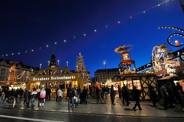 画像: ドレスデンのクリスマス市 シュトリーツェルマルクト