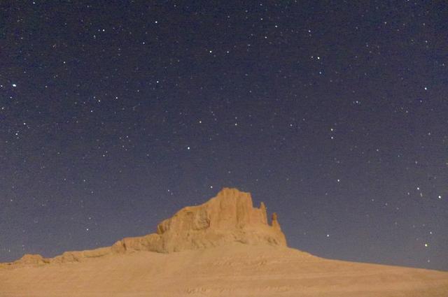 画像: ボジュラ周辺でのテント泊―夜は満天の星空が!