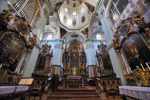 モーツァルトとザルツブルク　ガイドブック Amazon.co.jp: モーツァルトと古典派音楽 (絵本で読む音楽の歴史