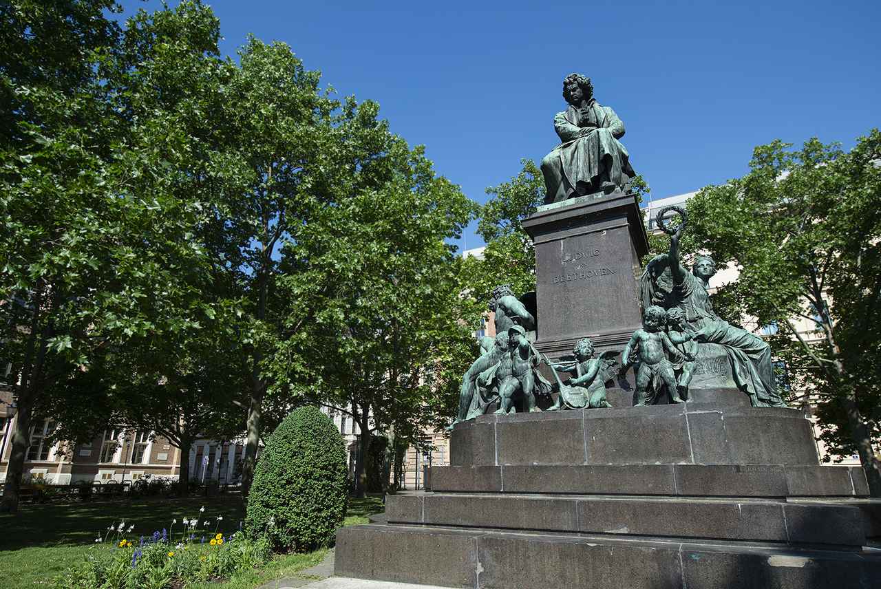 画像: ベートーヴェン像（撮影/山本直幸）