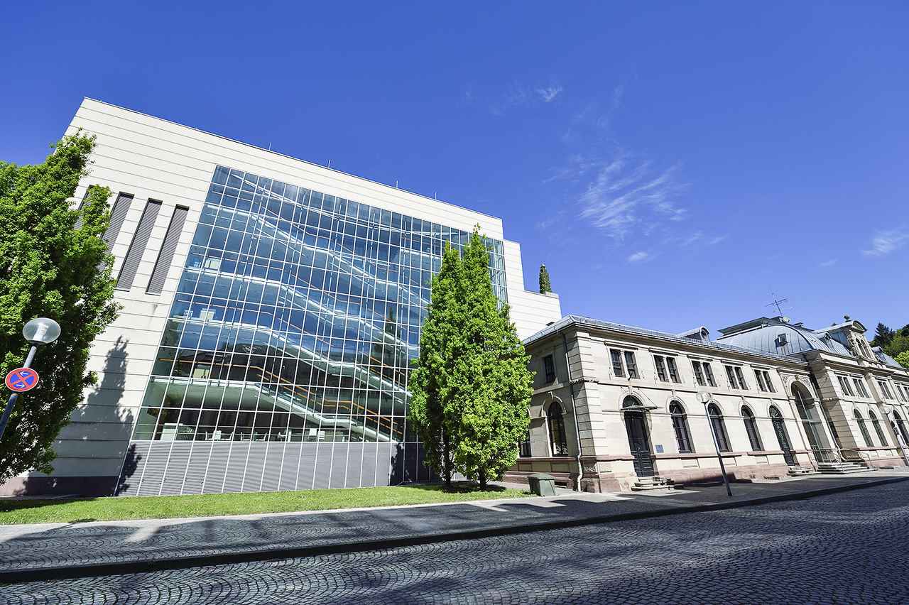 画像: バーデンバーデン祝祭劇場