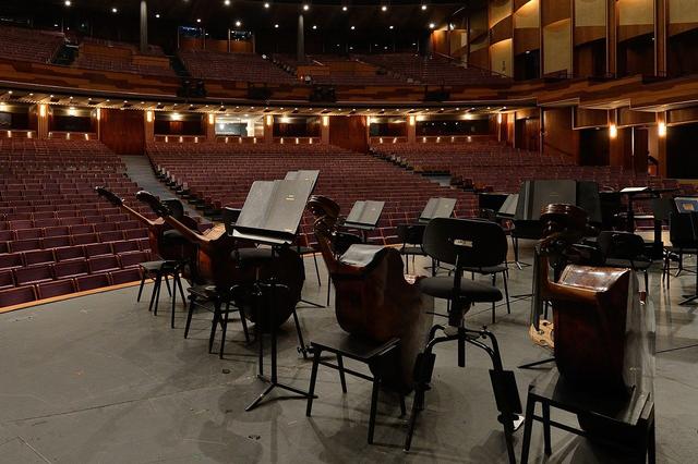 洋書 ザルツブルク音楽祭 DIE SALZBURGER FESTSPIELE 洋書 洋書