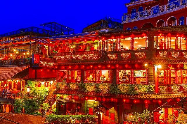 画像: 夜まで滞在するから、幻想的な九フンの夜景もばっちり観賞できます!九フン夜景(イメージ)