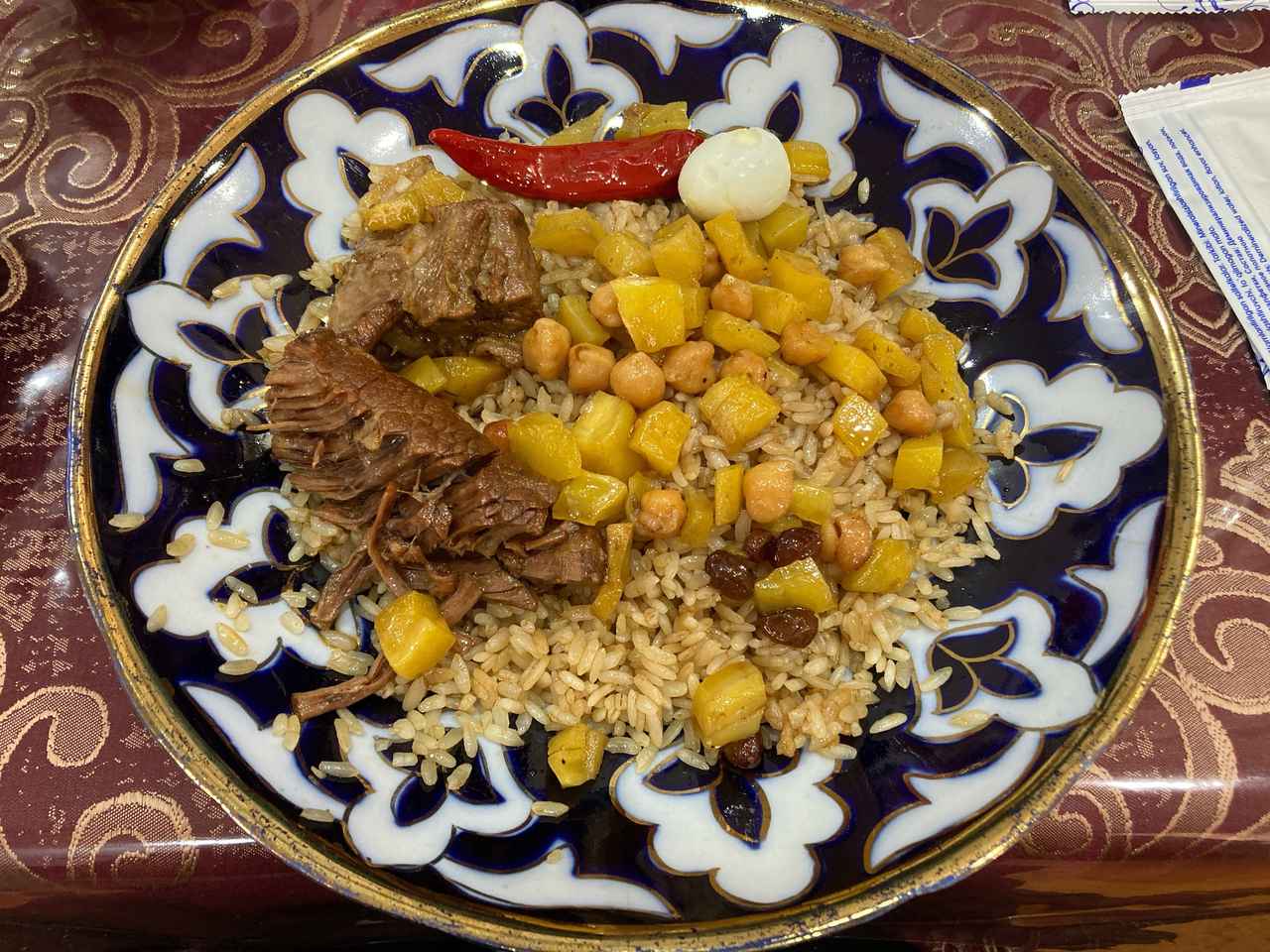 画像: サマルカンドのプロフ／添乗員撮影