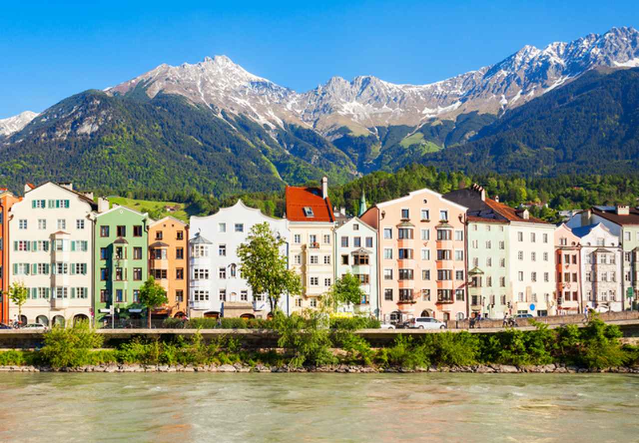 画像: 『エミレーツ航空利用／関西から添乗員同行／ 6つの乗り物に乗車！オーストリア１カ国じっくり周遊 10日間』｜クラブツーリズム