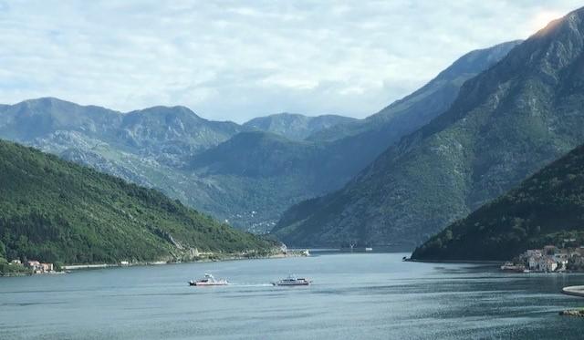 画像: 地図の中の① リアス式海岸の風景 (弊社スタッフ撮影)