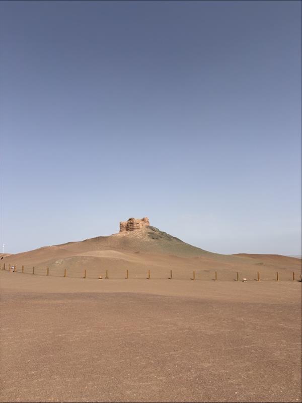 画像: 陽関の狼煙台（2025年4月 弊社スタッフ撮影）