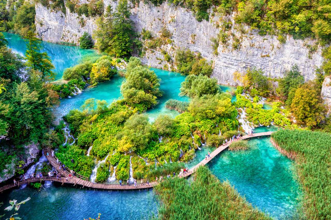 画像: ＜おひとり参加限定の旅＞『燃油サーチャージ不要／1名1室追加代金不要／自分らしく満喫！クロアチア・スロベニアひとり旅9日間』｜クラブツーリズム