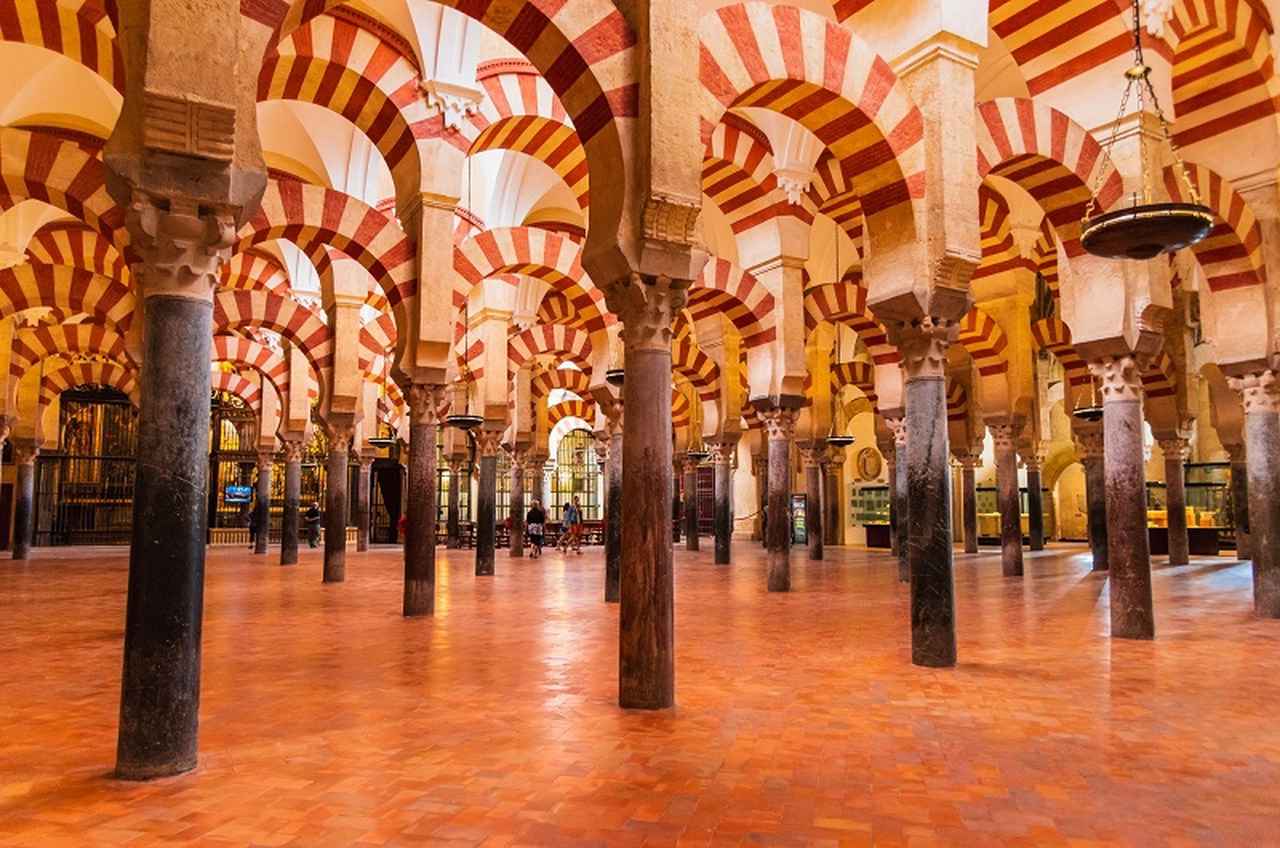 画像: ＜おひとり参加限定の旅＞『燃油サーチャージ不要／各出発日19名限定／関西から添乗員同行／はじめてのスペイン周遊ひとり旅 8日間』【名古屋駅発着】｜クラブツーリズム