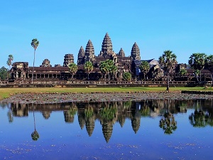 画像: 『各出発日19名様限定／添乗員同行／ベトナム航空利用／はじめての世界遺産アンコール遺跡群５日間』｜クラブツーリズム