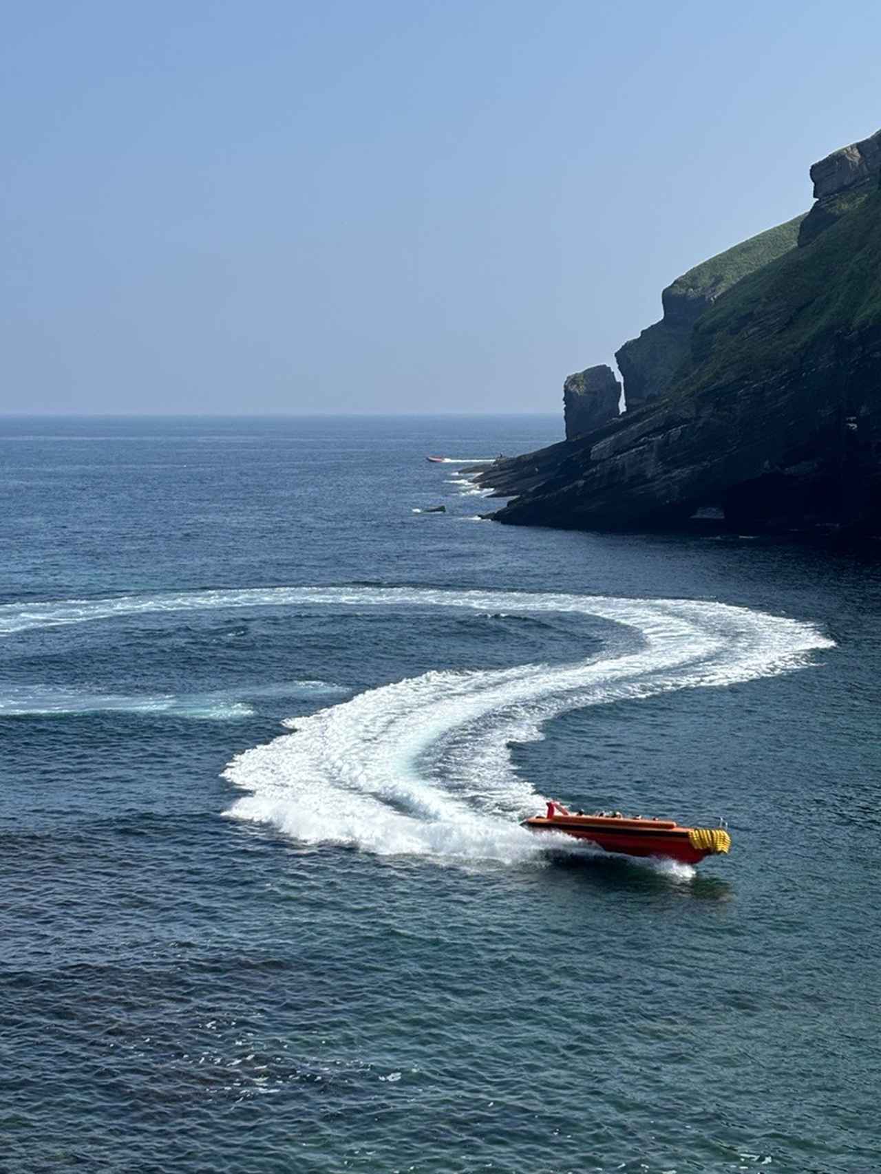 画像: 牛島　黒砂海岸（2024年6月 弊社スタッフ撮影）