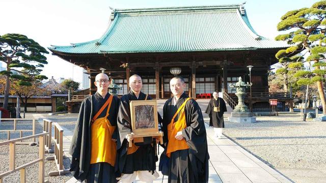 画像: 開創1200年記念に落慶された弘法大師尊像と四国寺院のみなさま