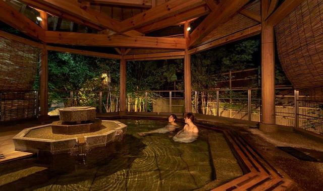 画像: 【1泊目】岩手 つなぎ温泉・ホテル紫苑 露天風呂(一例)