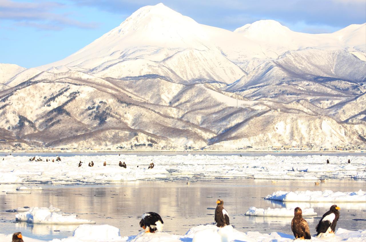 画像2: 【観光ガイド】北海道の流氷を楽しむおすすめの体験5選！ツアーの選び方や服装の注意点