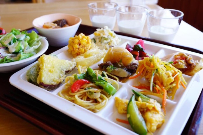 画像: 『ホクレンくるるの杜約70品ランチビュッフェ　平岡公園・栗山公園 春爛漫お出かけ日和』【札幌北口発】｜クラブツーリズム