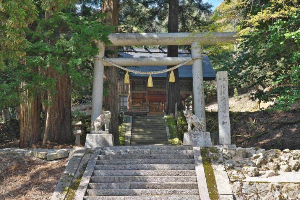 画像: ＜歴史への旅＞『五斗美湖ナビゲーター同行　比沼麻奈為神社と福知山の元伊勢三社へ 籠神社・檜原神社と伊勢神宮両宮参り 3日間』【東京駅出発】｜クラブツーリズム