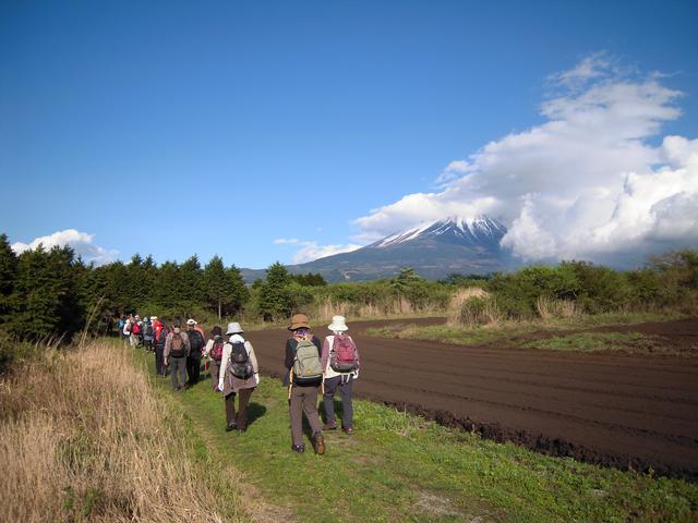 画像3: 富士山を感じながらのウォーキング♪