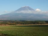 画像: 朝霧高原で見える富士山(イメージ)