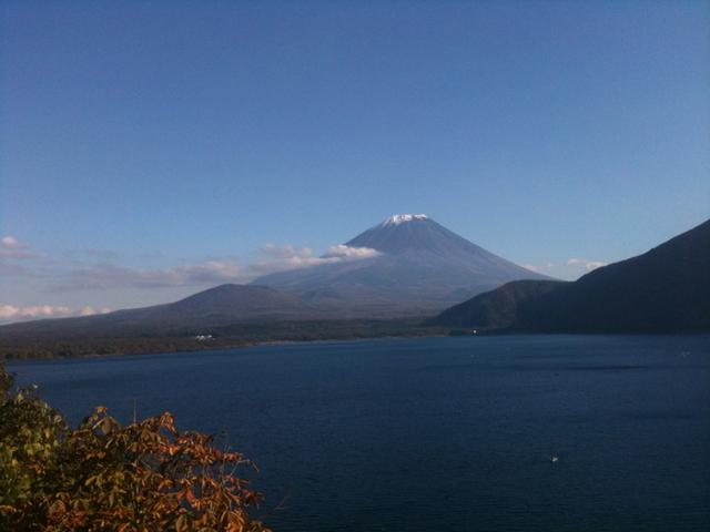 画像: 本栖湖と富士山(イメージ)