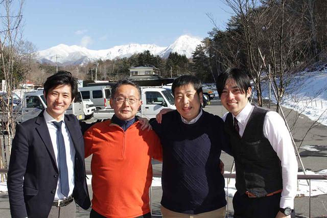 画像: 左から クラブツーリズムスタッフ 川鍋、硫黄岳山荘 浦野さん、オーレン小屋 小平さん、クラブツーリズムスタッフ 舘田