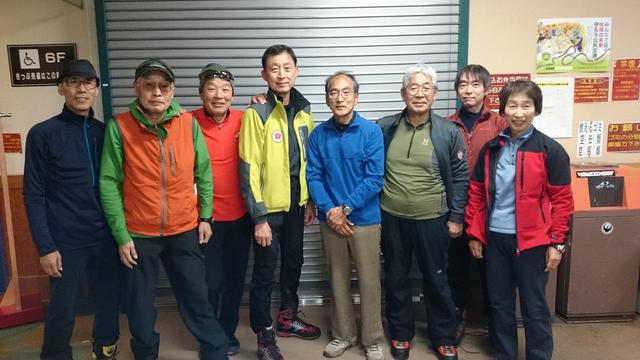 画像: 雪山研修に参加した当社登山講師たち