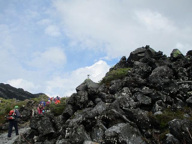 画像12: 【山旅会・登山ガイドこだわりツアー】添乗員からの便り・麦草峠から五辻、坪庭ツアーにいってまいりました!