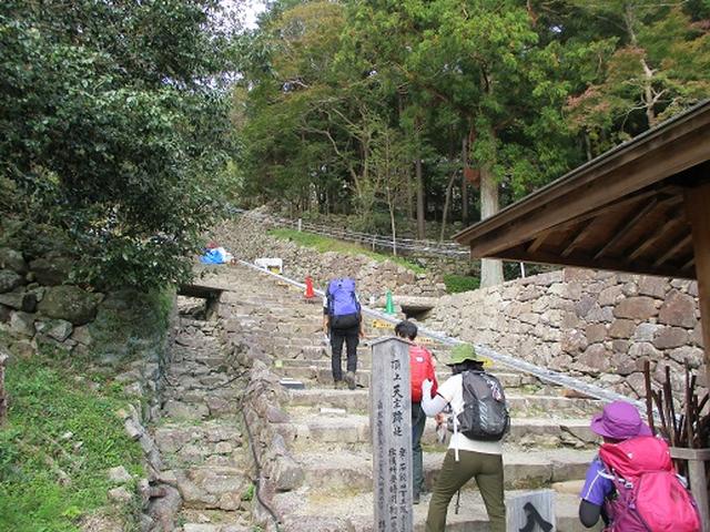 画像6: 【山旅会・登山ガイドこだわりツアー】岡田ガイドからの便り・安土城と繖(きぬがさ)山ツアーにいってまいりました!